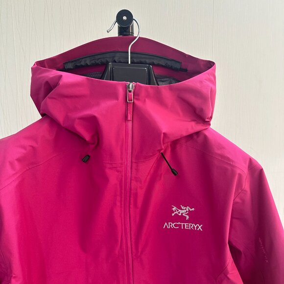 Arc'teryx Fuchsia Trench Coat - Picture 3 of 7